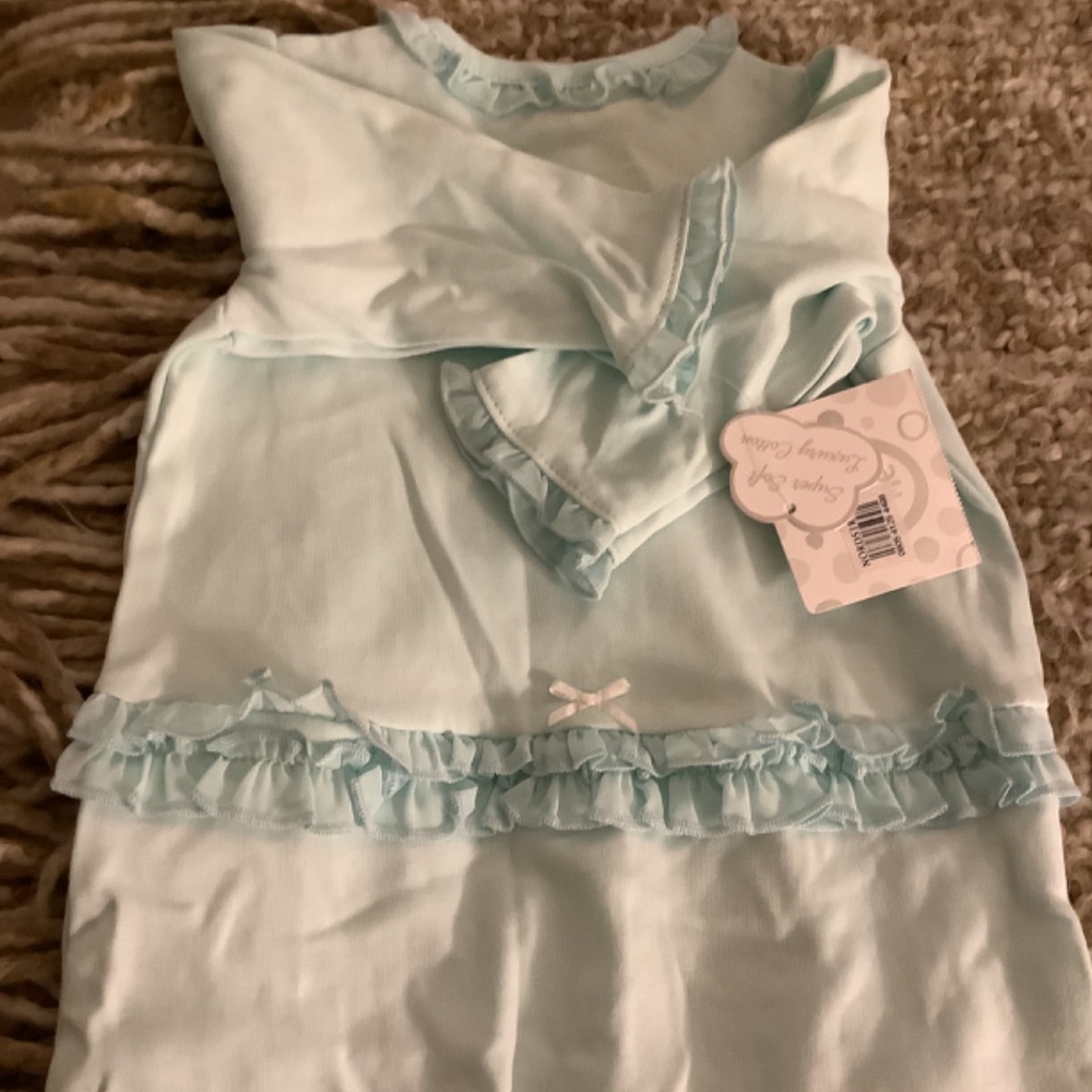 Little Me 9 Month One piece pale green/pink onesie NWT - Picture 2 of 7